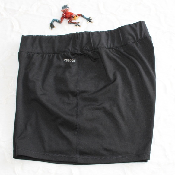 Reebok Pants - Reebok Play Dry Gym/Sports Short